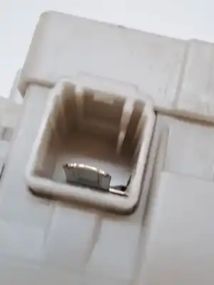 Second-hand car spare part electronic module for toyota yaris toyota oem iam references 8273052k40  