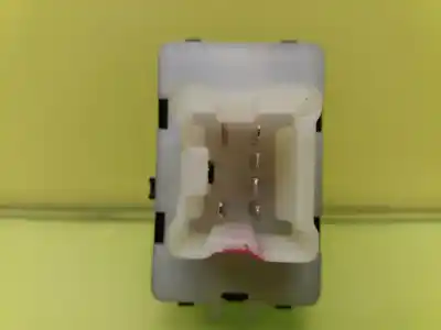 Автозапчасти б/у выключатель левого переднего окна за dacia sandero d4f f7 ссылки oem iam 254214937r  