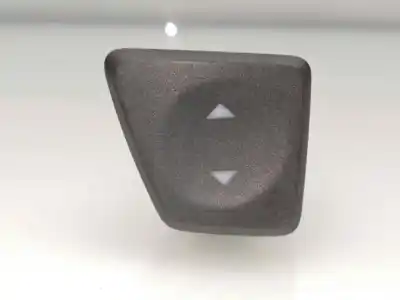 Peça sobressalente para automóvel em segunda mão Botão / Interruptor Elevador Vidro Dianteiro Esquerdo por FIAT 500 FIAT 500 1.2 Referências OEM IAM 735450601  