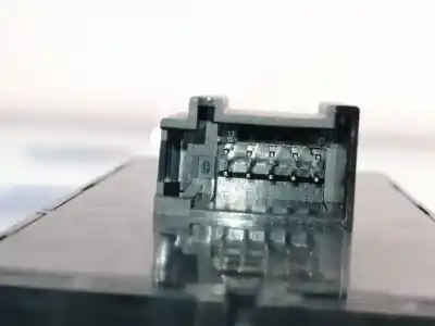 Pezzo di ricambio per auto di seconda mano interruttore alzacristalli anteriore sinistro per audi q2 (gab) basic riferimenti oem iam 8v0959851f  