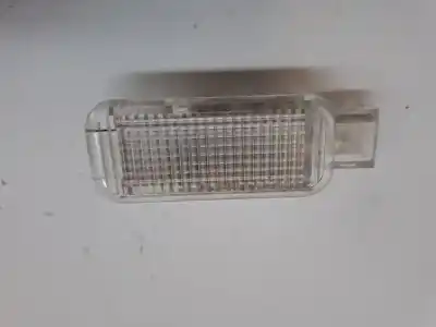 Pezzo di ricambio per auto di seconda mano luce interna per audi a4 avant (8e) a4 avant 8e riferimenti oem iam 8e0947101