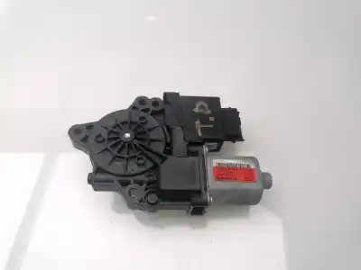 Tweedehands auto-onderdeel Achter Raammotor Rechts voor KIA CEED (CD) D4FB OEM IAM-referenties 83460A2010  