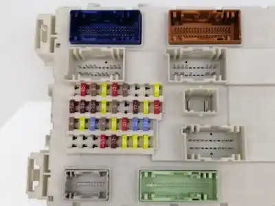 Pezzo di ricambio per auto di seconda mano scatola relè/fusibili per ford focus turn. xwda riferimenti oem iam f1dt14a073dh  3860012011 - 58kd14f12