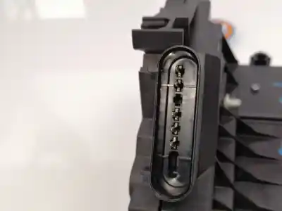 Pezzo di ricambio per auto di seconda mano serratura porta anteriore sinistra per ford focus turn. xwda riferimenti oem iam bm5aa21813ag  912755406