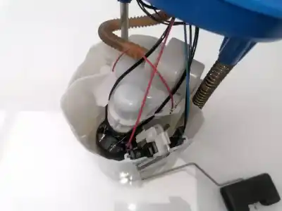 Second-hand car spare part fuel tank sender unit for audi q2 (gab) untaggable edition 150 cv / 110 kw oem iam references 5q0919051bf  