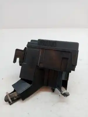 Second-hand car spare part fuse box unit for mazda 2 (de_, dh_) 1.5 (de5fs) oem iam references d65166760  