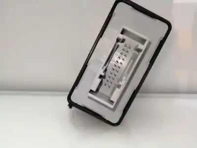 Pezzo di ricambio per auto di seconda mano centralina luce per audi q3 (8ug) advanced riferimenti oem iam 8x0907357c  8x0907357b