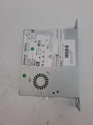 Peça sobressalente para automóvel em segunda mão sistema de áudio / rádio cd por renault clio v 1.5 dci 101 cv evolution referências oem iam 259154246r