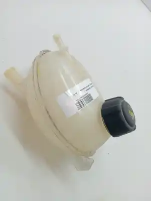 Second-hand car spare part coolant expansion tank for renault captur i h4b a4 oem iam references 217104354r