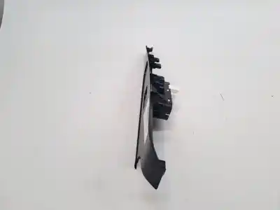 Second-hand car spare part right front power window switch for mazda 2 lim. () hybrid oem iam references dg7r684l1  d09h66370