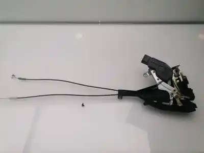 Peça sobressalente para automóvel em segunda mão fechadura da porta traseira esquerda por toyota corolla (e12) 1cdftv referências oem iam 6906012350  