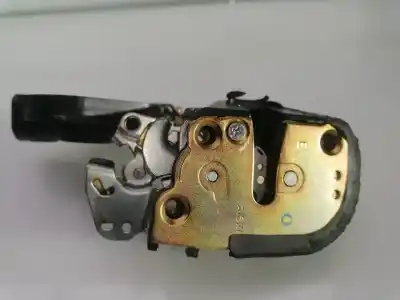 Peça sobressalente para automóvel em segunda mão fechadura da porta dianteira direita por toyota corolla (e12) 1cdftv referências oem iam 6903012460  
