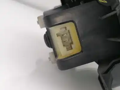 Peça sobressalente para automóvel em segunda mão motor de sofagem por opel corsa e van 1.3 cdti referências oem iam 13335075  