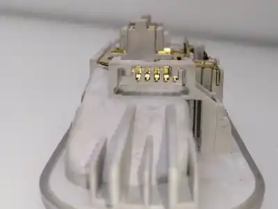 Second-hand car spare part interior light for dacia logan mcv * oem iam references 8200073234  