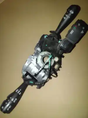 Peça sobressalente para automóvel em segunda mão Comandos De Alavanca por DACIA LODGY 1.6 CAT (bivalent. Gasolina / GPL) Referências OEM IAM 255678729R  