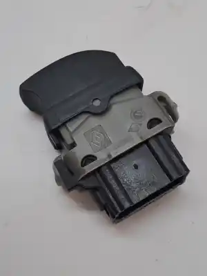 Second-hand car spare part right front power window switch for renault twingo 1.5 dci diesel fap oem iam references 8200214936  