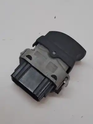 Second-hand car spare part right front power window switch for renault twingo 1.5 dci diesel fap oem iam references 8200214936  