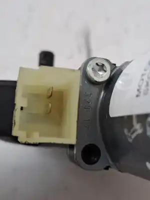 Автозапчастина б/у двиг скла задне ліво для skoda superb combi (3t5) laurin & klement 170 cv / 125 kw посилання на oem iam 5q0959801a  