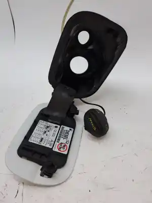 Pièce détachée automobile d'occasion bouchon de carburant extérieur pour skoda superb combi (3t5) laurin & klement 170 cv / 125 kw références oem iam 3v5809702c  