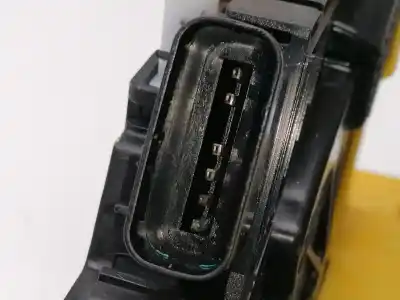 Second-hand car spare part left front door lock for kia ceed (jd) d4fc oem iam references 81310a2300  