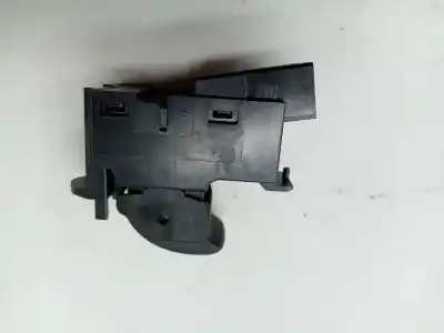 Peça sobressalente para automóvel em segunda mão botão / interruptor elevador vidro dianteiro direito por volvo xc60 2.4 diesel cat referências oem iam 31394850