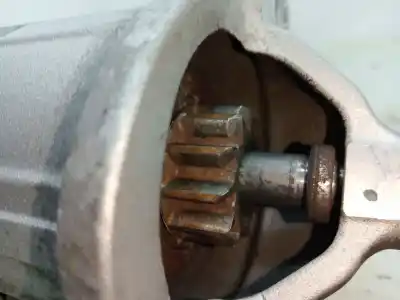 Peça sobressalente para automóvel em segunda mão motor de arranque por volvo xc60 2.4 diesel cat referências oem iam 31419543  