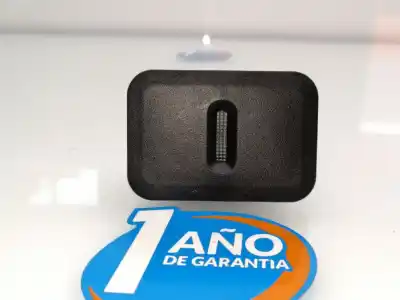 Second-hand car spare part Interior Light for KIA CEED (JD) D4FC OEM IAM references A284760020  