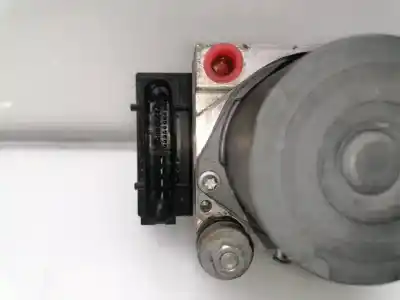 Peça sobressalente para automóvel em segunda mão abs por renault clio ii fase ii (b/cb0) k9k a7 referências oem iam 8200229137  
