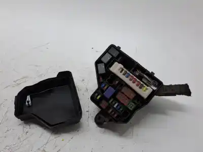 Peça sobressalente para automóvel em segunda mão caixa de fusíveis e relés por toyota yaris toyota referências oem iam 826620d100