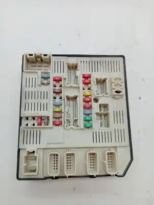Second-hand car spare part fuse box unit for renault laguna iii expression tomtom oem iam references 264b60012r  