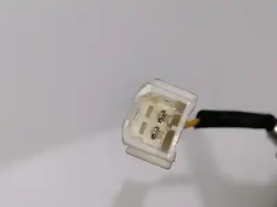 Second-hand car spare part left sunshade for ssangyong tivoli ssangyong tivoli oem iam references 7611035100lbh  