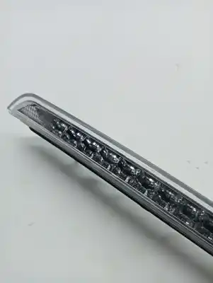 Peça sobressalente para automóvel em segunda mão farolim de travão central por citroen c4 picasso * referências oem iam 6351lx  