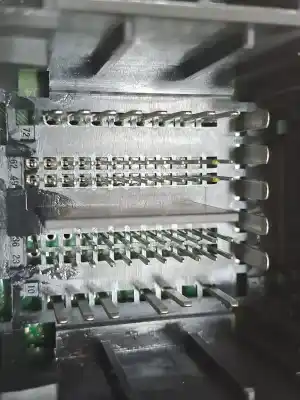 Second-hand car spare part fuse box unit for ford kuga (cbs) kuga 120 cv / 88 kw oem iam references 2544969  lu5t15604bjcd