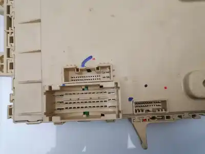 Peça sobressalente para automóvel em segunda mão caixa de fusíveis e relés por kia carens ( ) d4fd referências oem iam 91950a4510  