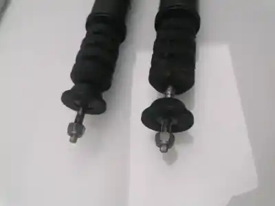 Second-hand car spare part right rear shock absorber for dacia logan mcv * oem iam references 562102517r  