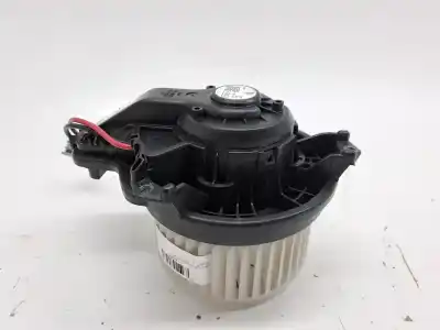Pezzo di ricambio per auto di seconda mano MOTORE DI RISCALDAMENTO per FORD KUGA (CBS)  Riferimenti OEM IAM 2587601  