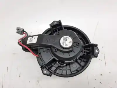 Pezzo di ricambio per auto di seconda mano motore di riscaldamento per ford kuga (cbs) kuga 120 cv / 88 kw riferimenti oem iam 2587601  