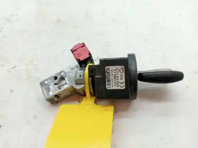 Second-hand car spare part ignition switch for renault clio iii clio iii oem iam references 8200214173  