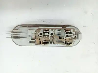 Second-hand car spare part interior light for renault clio iii clio iii oem iam references 8200073231  