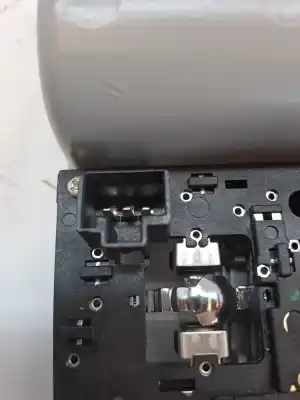 Peça sobressalente para automóvel em segunda mão luz interior por kia ceed ceed drive referências oem iam 92800a2100ed  