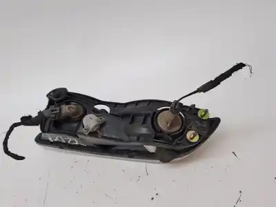 Second-hand car spare part right headlight for ssangyong rexton * oem iam references 8320208000  