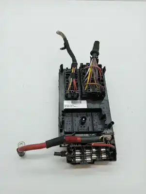 Pezzo di ricambio per auto di seconda mano Scatola Relè/fusibili per OPEL ASTRA J LIM. 1.7 16V CDTI Riferimenti OEM IAM 13343768  