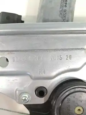 Peça sobressalente para automóvel em segunda mão motor elevador vidro traseiro direito por ford focus lim. (cb8) focus st sport referências oem iam 1870371  bm51a27000be