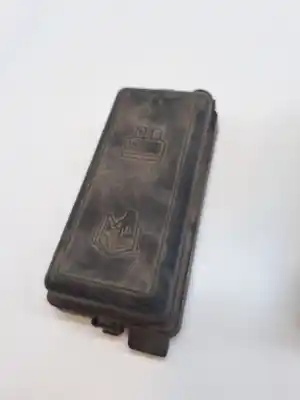 Second-hand car spare part fuse box unit for mini mini (r50, r53) 3240 lb gasolina 2006 3p oem iam references 61146906614  