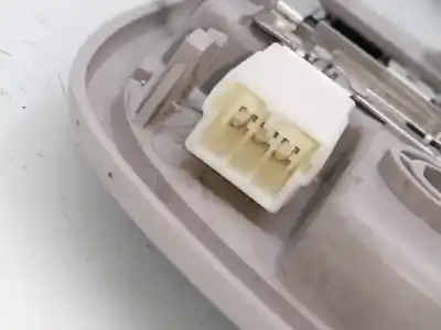 Автозапчасти б/у внутренний свет за ssangyong rexton 672960 ссылки oem iam 8372008000  