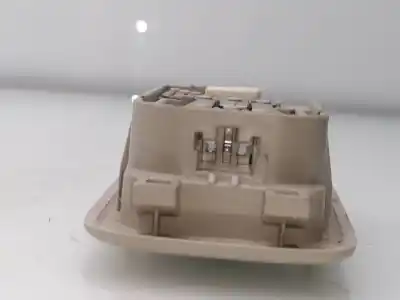 Автозапчастина б/у внутрішне світло для mitsubishi montero (v80/v90) 4m41 посилання на oem iam mn179732ya  