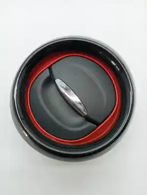 Second-hand car spare part air vent for renault captur i k9k d6 oem iam references 687602287r