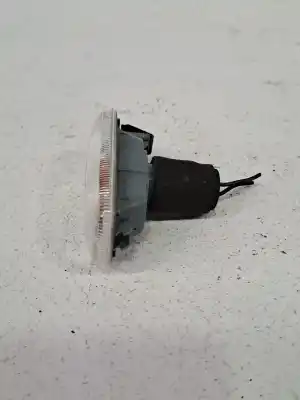Pezzo di ricambio per auto di seconda mano lampada laterale destra per audi a3 (8p) a3 ii hayon fase 1 riferimenti oem iam 8e0949127  