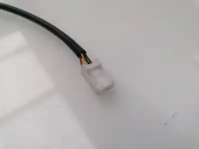 Tweedehands auto-onderdeel elektronische module voor mazda 3 lim. () black tech edition oem iam-referenties b62h67rc0  gpkd7202rc