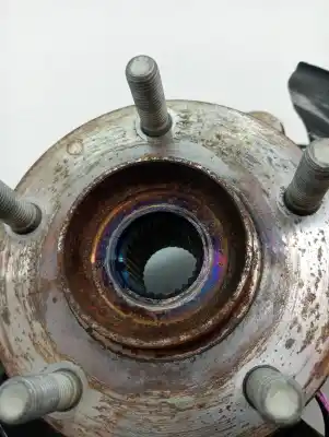 Second-hand car spare part front left knuckle for mazda 3 lim. (bl) 1.6 cd diesel cat oem iam references bjs733031  